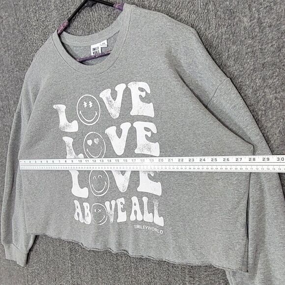 Smiley World Sweatshirt Womens XXL Gray Love Above All Oversized Crop Fleece - Picture 4 of 9